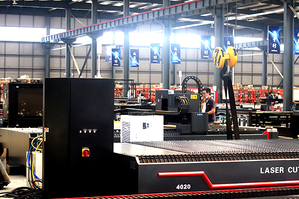 光纖激光切割機的性能優勢體現在哪些方面？